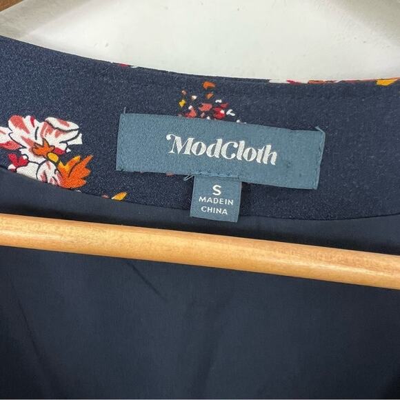 Modcloth Navy Floral Sentimental Retro Dress Size Small - Picture 12 of 16